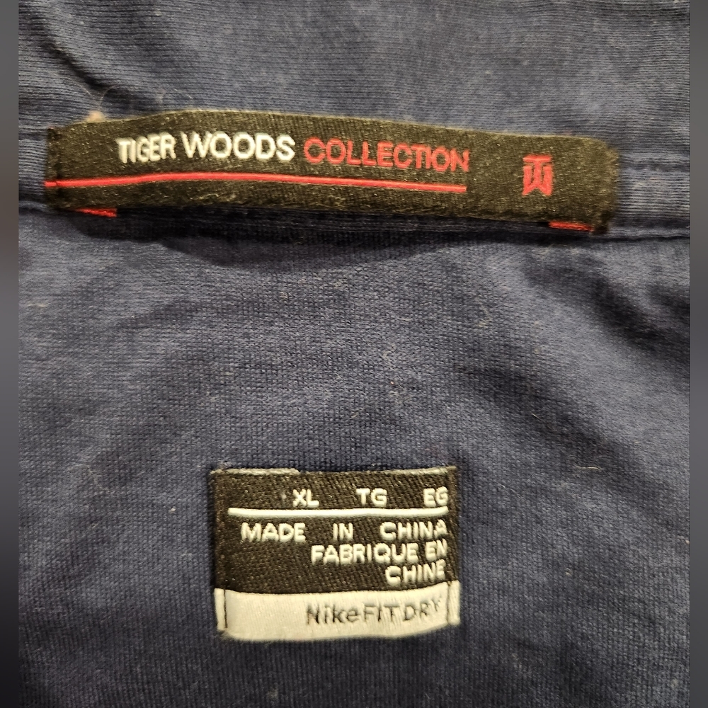 Tiger Woods Collection Nike Dry Fit Blue Golf Tee - Picture 2 of 3